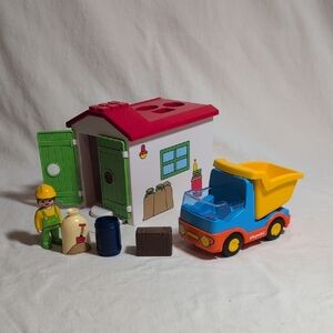 Playmobil 123 Construction Truck With Garage